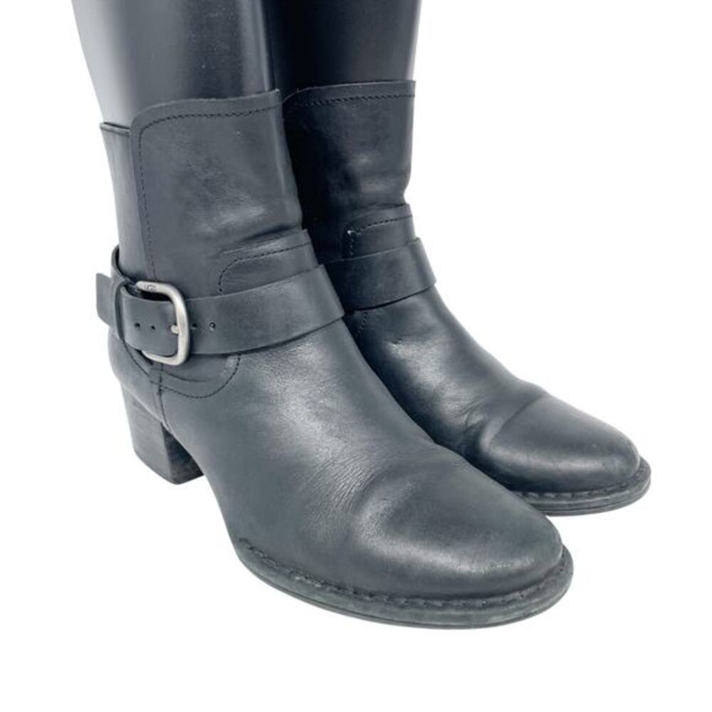 UGG Women's Atwood Leather Ankle Boot Black Size 7.5
